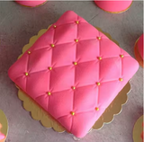 3D cake decorations with the French Pillow Silicone Mold