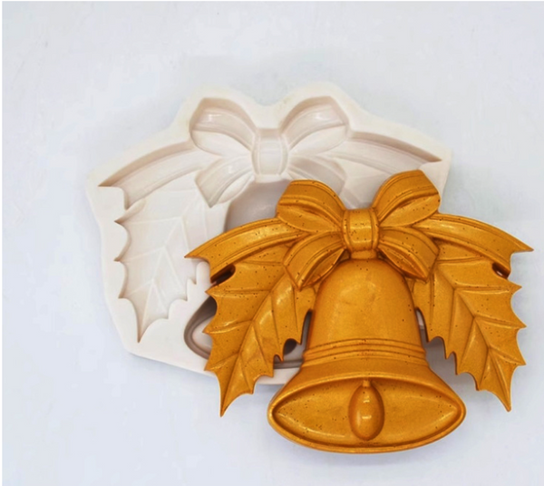 Jingle Bell with Leaves and Bow