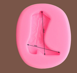 This boot mold is perfect for any county western-themed party or baby shower. This lovely mold will help add that extra country flair to your work.  Works best with Chocolate, fondant, and gum paste  Perfect size for small treats Measurement for this western mold is 1.75-inch x 1-inch 